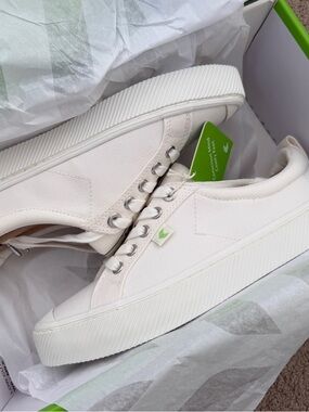 Cariuma white OCA sneakers